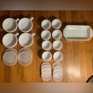 Vintage Duchess ovenware Made in USA pieces with lids